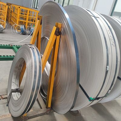 kaufen Stärke 0,3 - 3.0mm Stahlstreifen-Spule, 400 Reihen-Edelstahlblech-Metallspule on-line-Fertigung